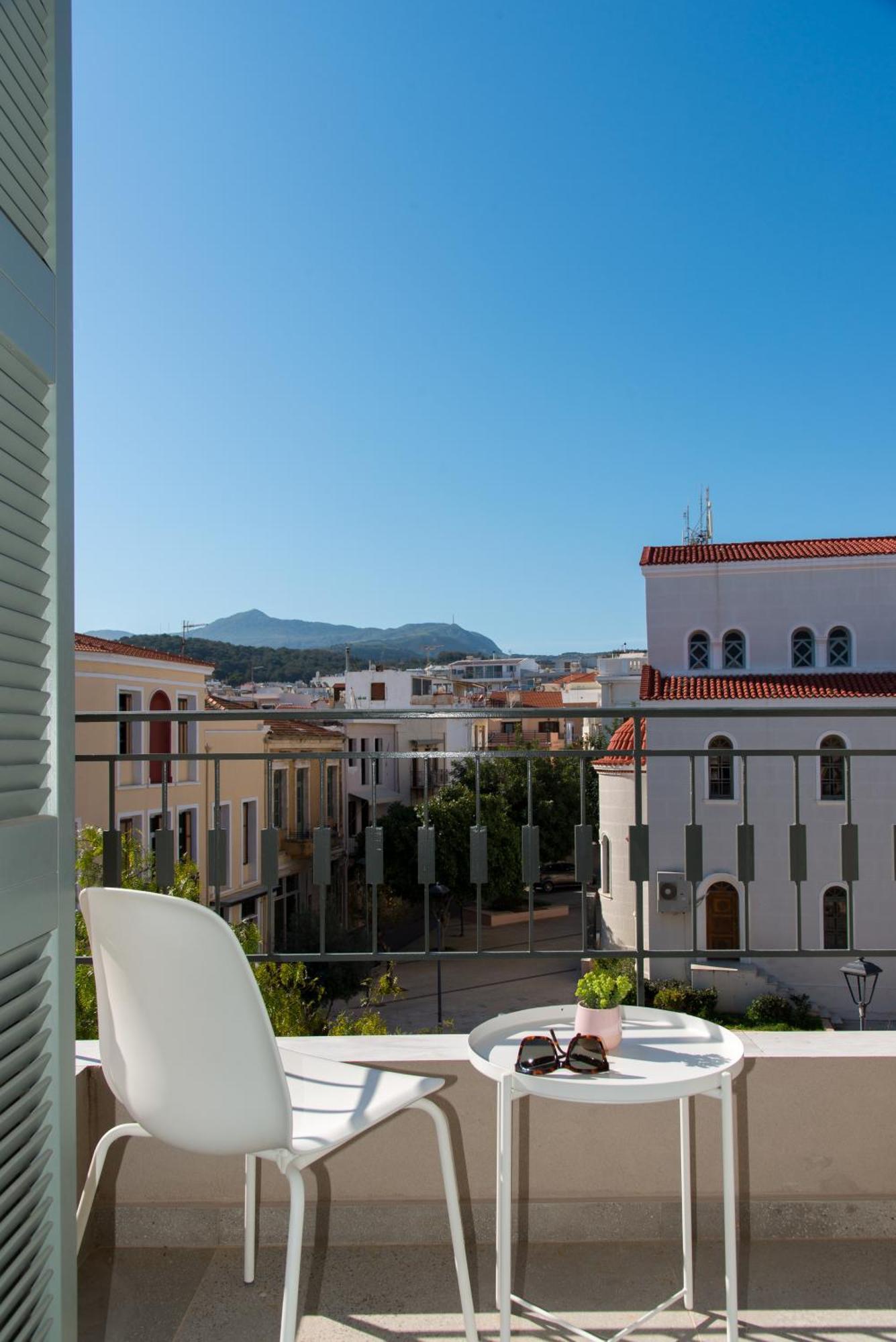 The Met Suite 3, Elegant Stay Centrally In Rethymno! Extérieur photo